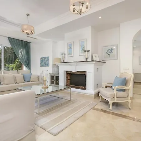La Quinta 5 Bedroom With Heated Pool *
