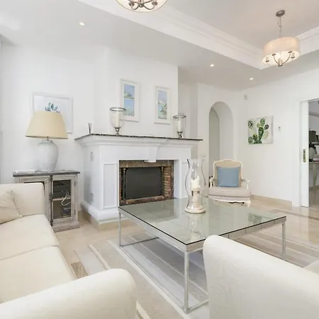 Villa La Quinta 5 Bedroom With Heated Pool *