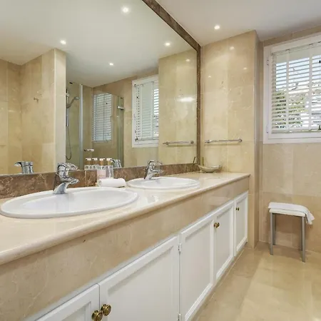 La Quinta 5 Bedroom With Heated Pool Villa *