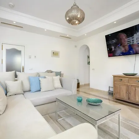 Villa La Quinta 5 Bedroom With Heated Pool *